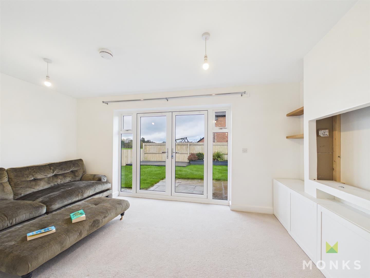 7 St. Annes Way, Shrewsbury, SY5 8JH To Let